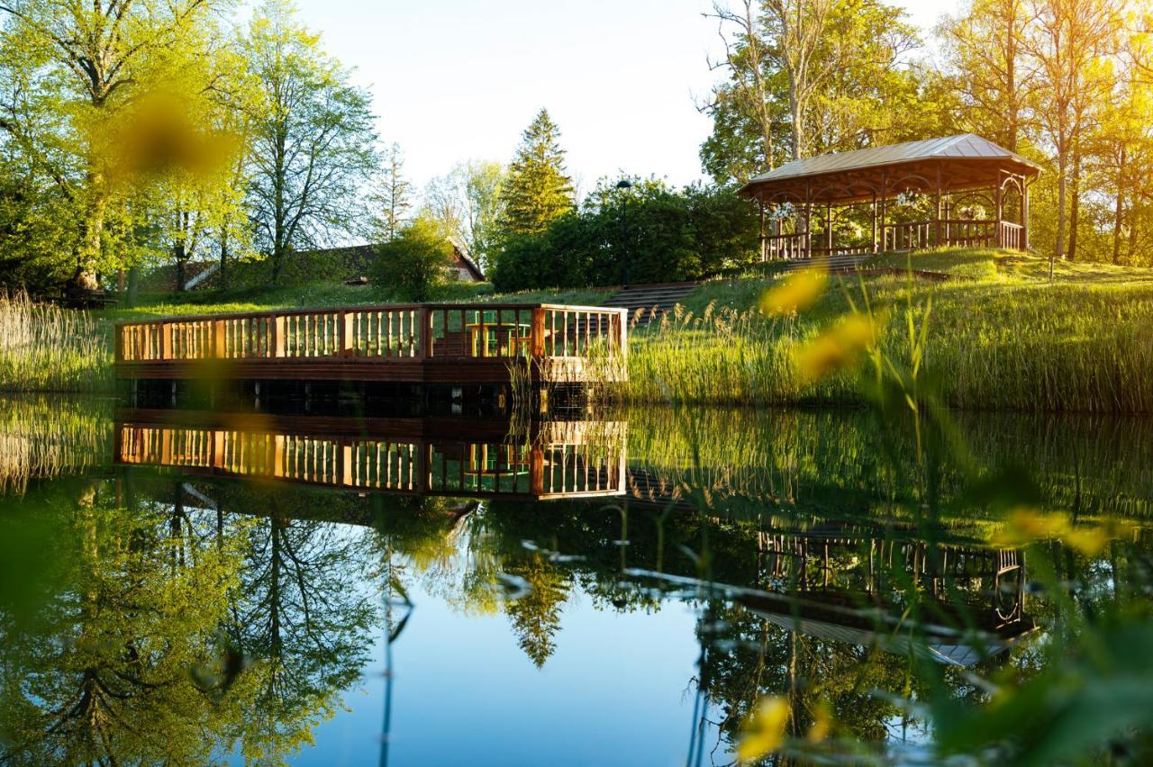 Jaunmoku Palace Complex Hotel Tume Екстер'єр фото